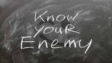 घर का भेदी लंका ढाए मुहावरे पर आधारित 10+ अनोखी कहानियाँ (लघु कथाएँ)